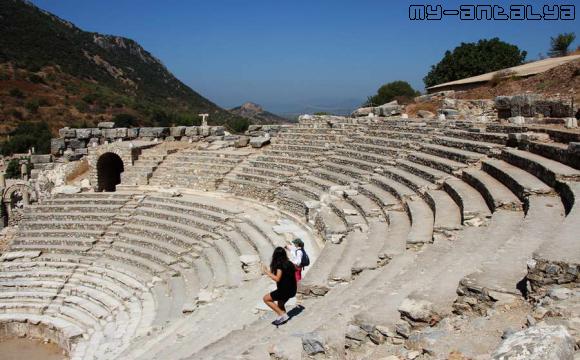 Эфес, крытый амфитеатр (Одеон). Сельчук, Турция.